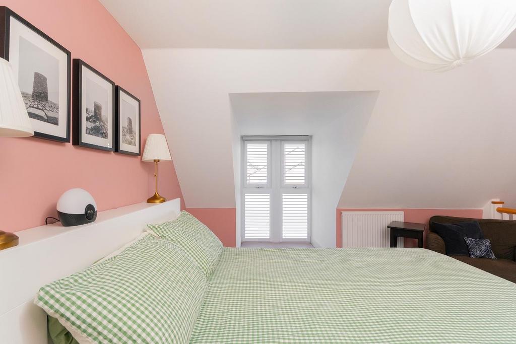 2 O4 PHCBH - Bedroom G.jpg