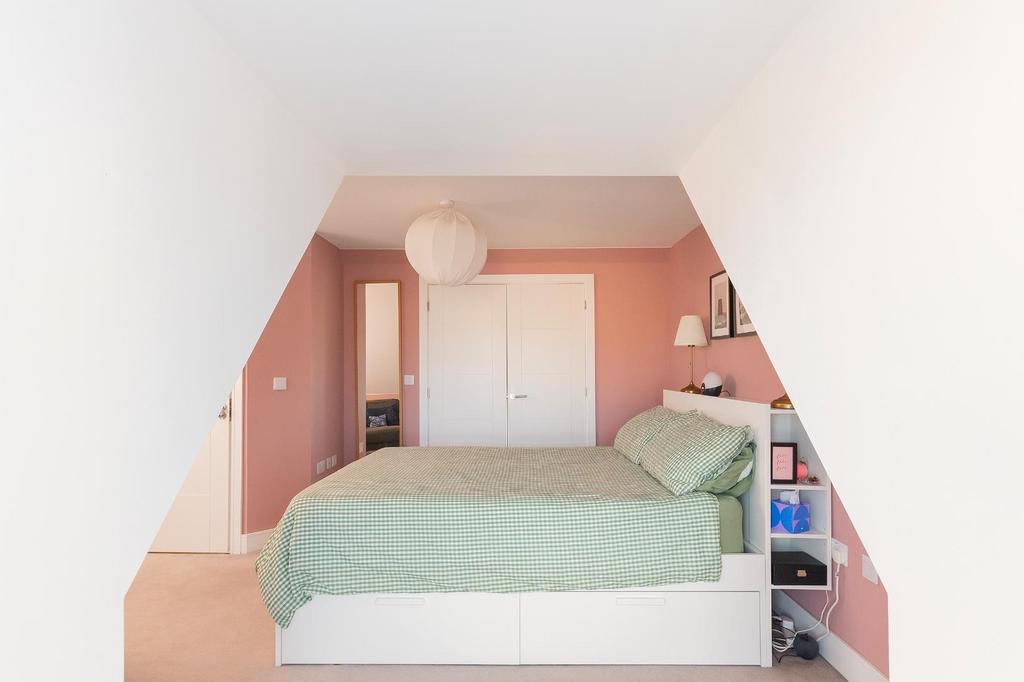 2 O4 PHCBH - Bedroom I.jpg