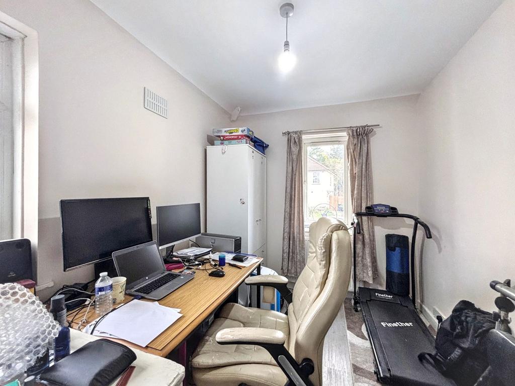 Single bedroom