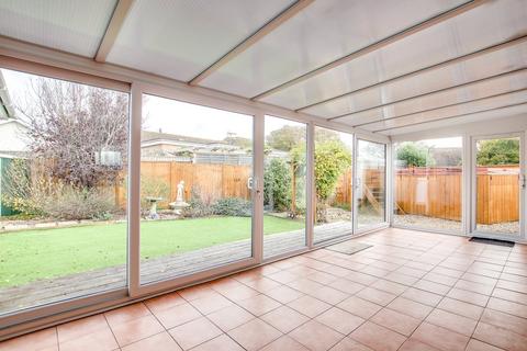 2 bedroom detached bungalow for sale, Dunlin Close, Mudeford, Christchurch, BH23