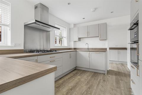 4 bedroom detached house for sale, Bartlow Road, Linton CB21