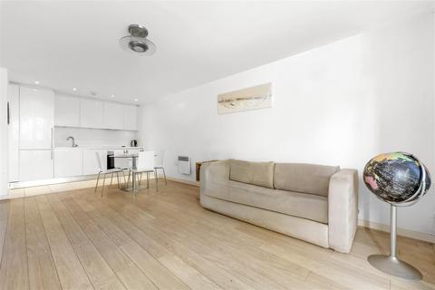 undefined, Chadwell Lane, Hornsey N8