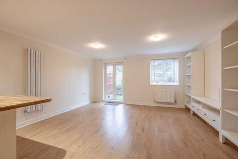 3 bedroom terraced house for sale, Appleby Close, Uxbridge UB8