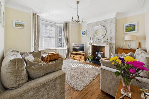 3 bedroom terraced house for sale, Kenilworth Road, Monkseaton