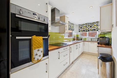 3 bedroom terraced house for sale, Kenilworth Road, Monkseaton