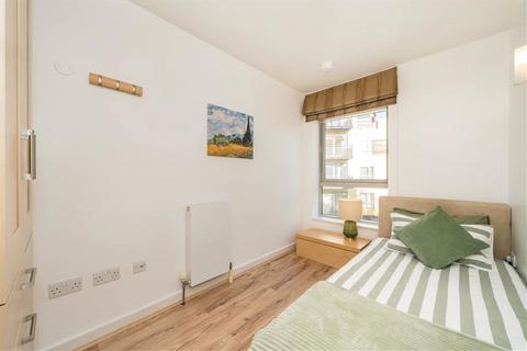 2 bedroom flat for sale, West Parkside, London SE10