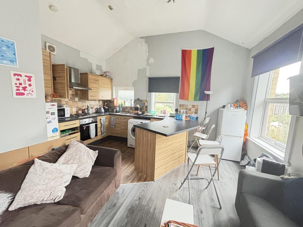 A bright and spacious contemporary living room ...