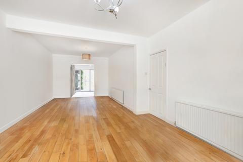 undefined, Avalon Road, Ealing, London, W13