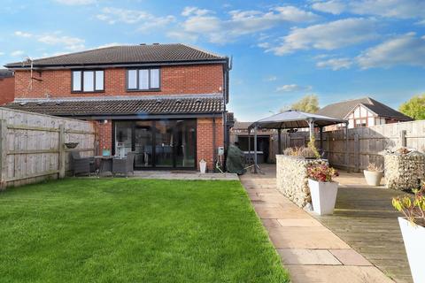 59 Applegarth, Coulby Newham, Middlesbrough, TS8 0UY