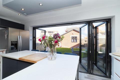59 Applegarth, Coulby Newham, Middlesbrough, TS8 0UY