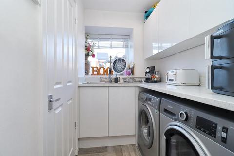 59 Applegarth, Coulby Newham, Middlesbrough, TS8 0UY