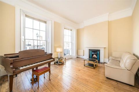 4 bedroom flat to rent, Sussex Place, London W2