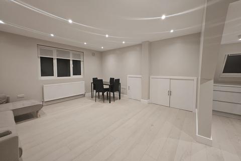 undefined, Holders Hill Road, Hendon, NW4