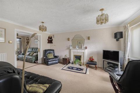 undefined, Anderson Close, Newhaven