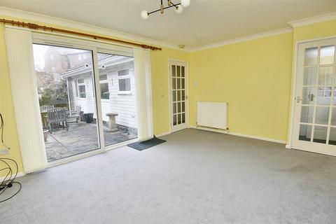 2 bedroom semi-detached bungalow for sale, Barnes Close, Sturminster Newton