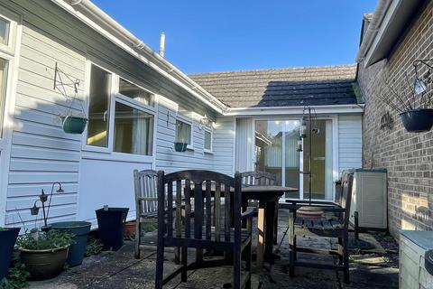 2 bedroom semi-detached bungalow for sale, Barnes Close, Sturminster Newton