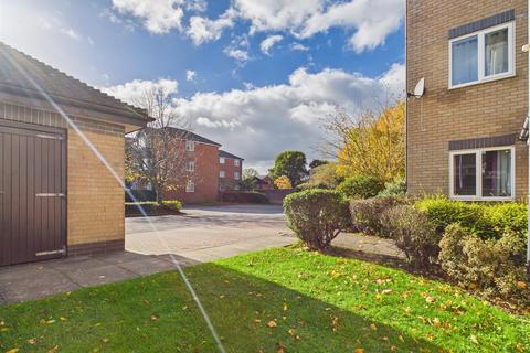 2 bedroom flat for sale, Ranger Walk, Colchester