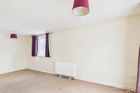 2 bedroom flat for sale, Ranger Walk, Colchester