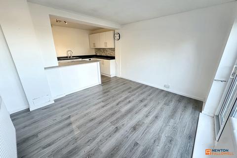 4 Chiltern Rise, Gunthorpe, Peterborough, PE4 7TB