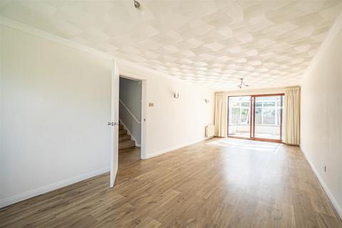 undefined, Lordsfield Gardens, Overton, Basingstoke