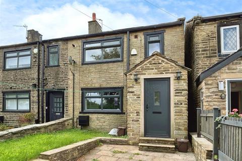 2 bedroom terraced house to rent, Cross Lane, Shelf, Halifax