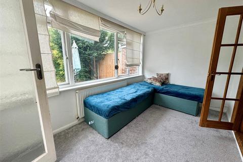 undefined, Woodleigh Avenue, Leigh-On-Sea