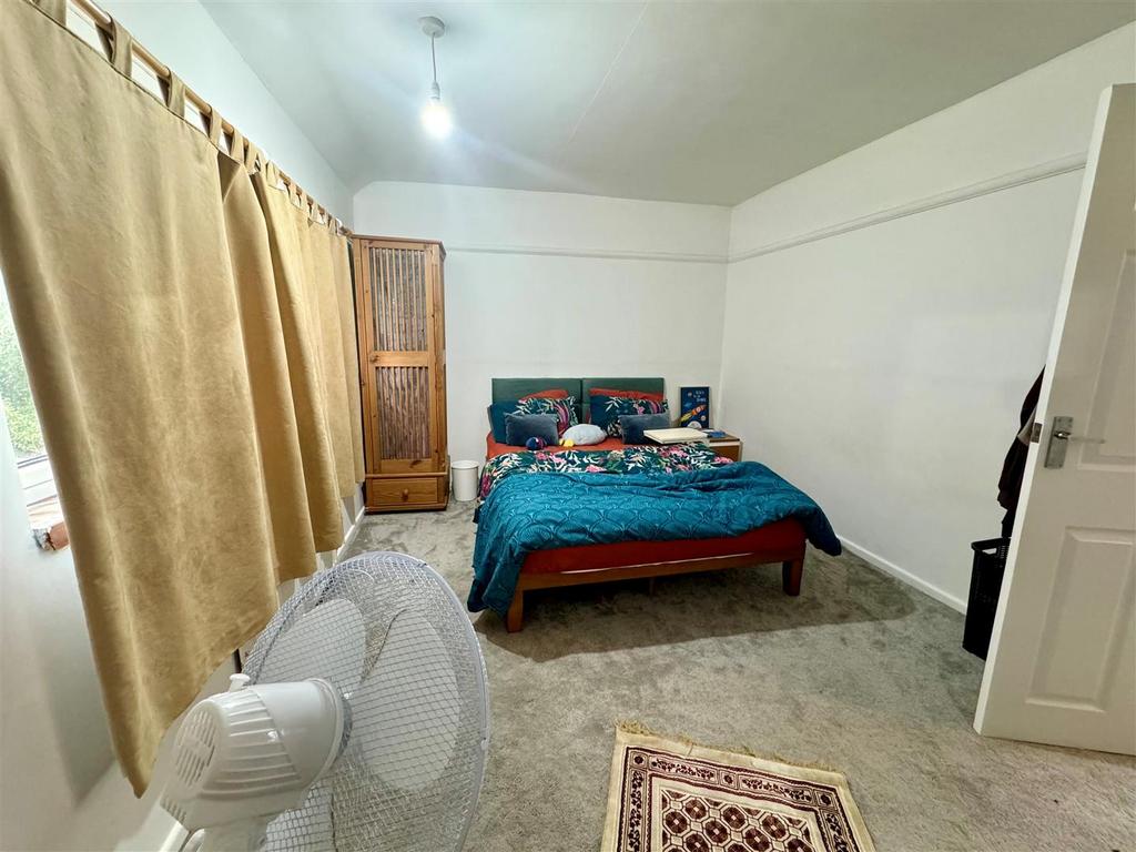 Bedroom.jpg