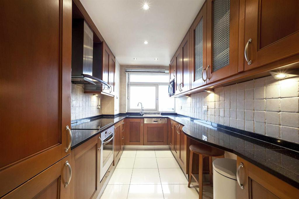 Walsingham-queensmead-st-johns-wood-nw8