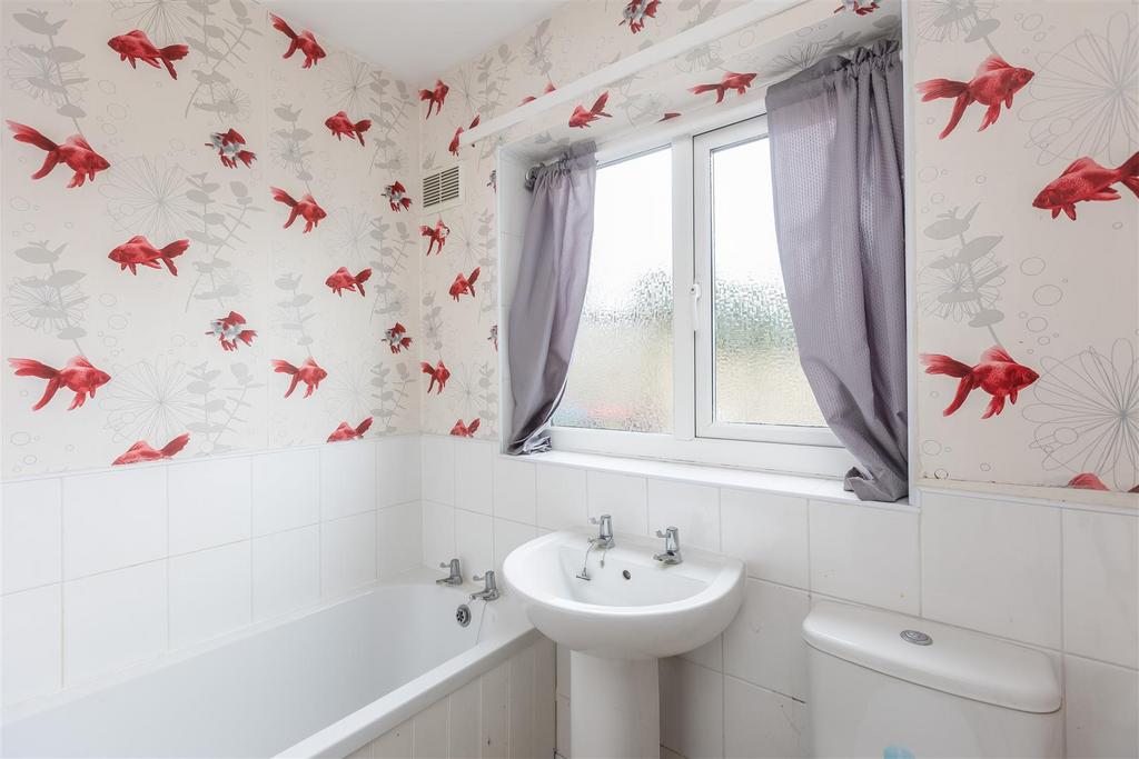 Scarborough Road 53 Bathroom-1.jpg