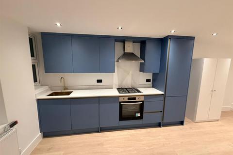 1 bedroom property to rent, Bexley High Street, Bexley