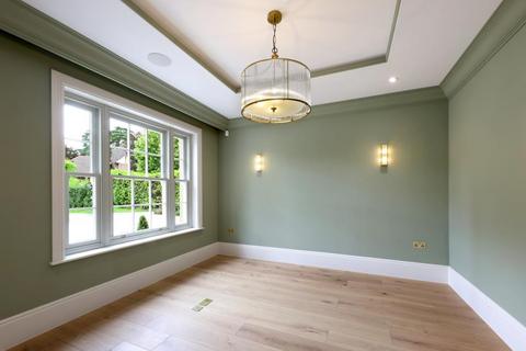 undefined, Heath Rise, Wentworth, Virginia water GU25 4AX
