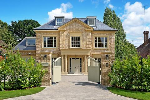 undefined, Heath Rise, Wentworth, Virginia water GU25 4AX