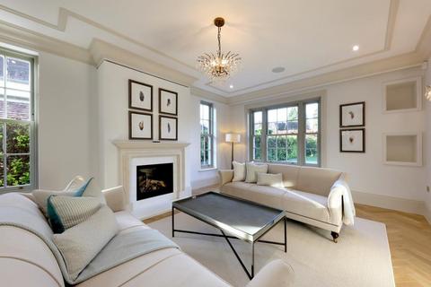undefined, Heath Rise, Wentworth, Virginia water GU25 4AX