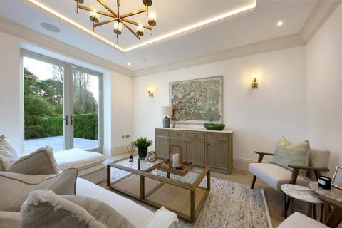 undefined, Heath Rise, Wentworth, Virginia water GU25 4AX