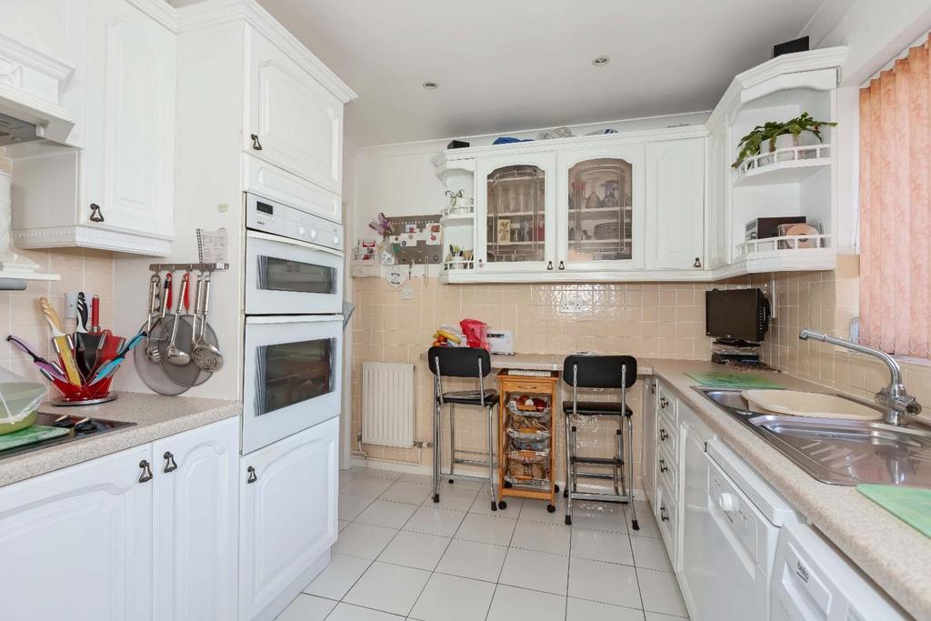 Seaside Close 8.jpg