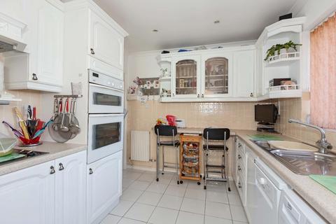 undefined, Seaside Close, Lancing