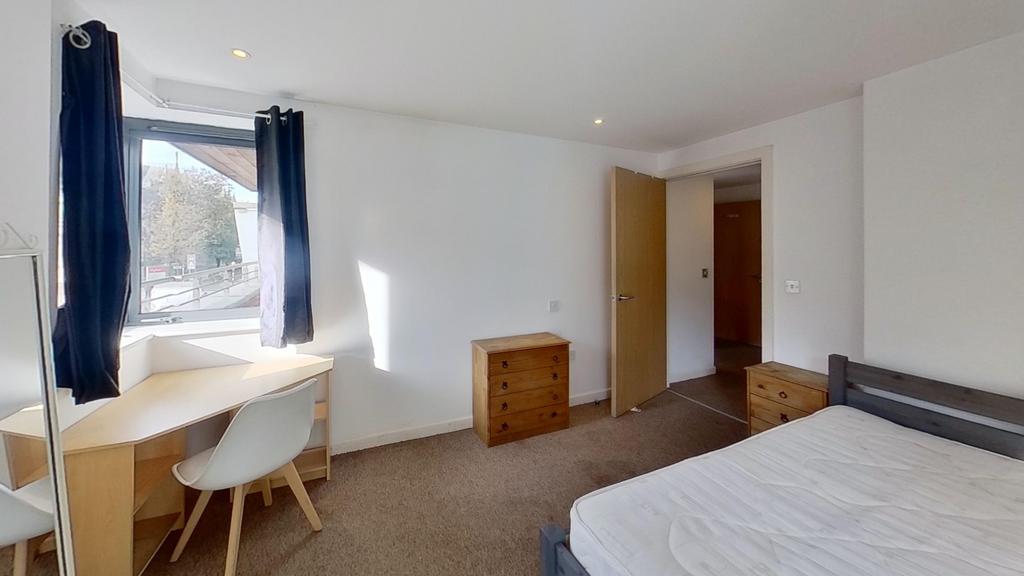 16-Cymbeline-Bedroom 3