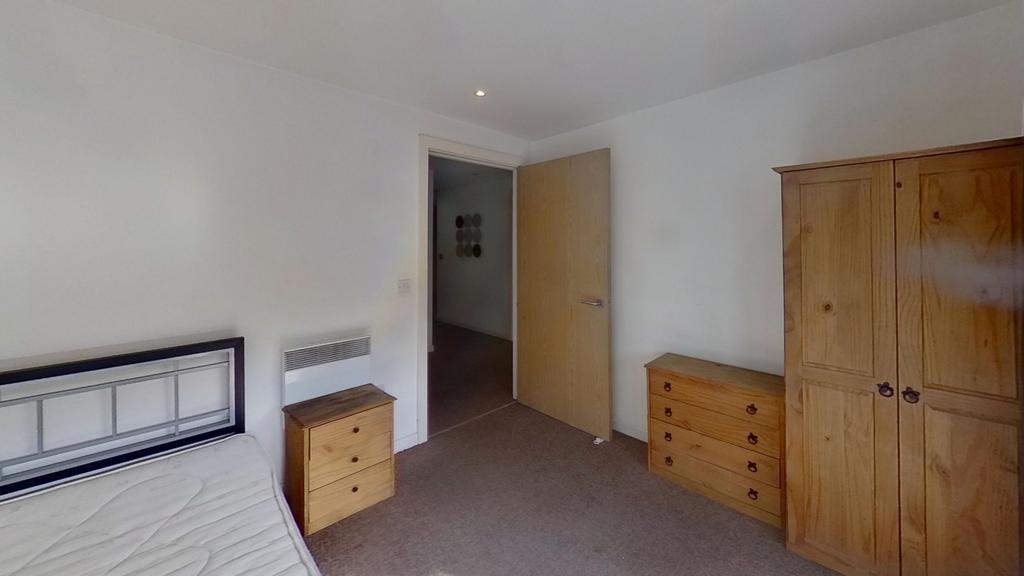 16-Cymbeline-Bedroom 1
