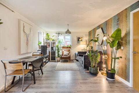 2 bedroom flat for sale, High Wycombe,  Buckinghamshire,  HP13