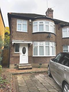 Oakleigh Road South, Friern Barnet, N11