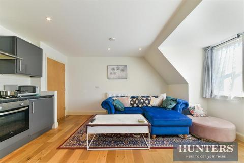 undefined, London Road, Morden, SM4 5PT