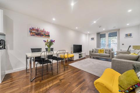 2 bedroom flat for sale, Wharf Street, London, SE8