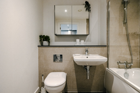 2 bedroom apartment to rent, at Duo at Upperbanks, Upperbanks West Block, New Baillie Street OL16