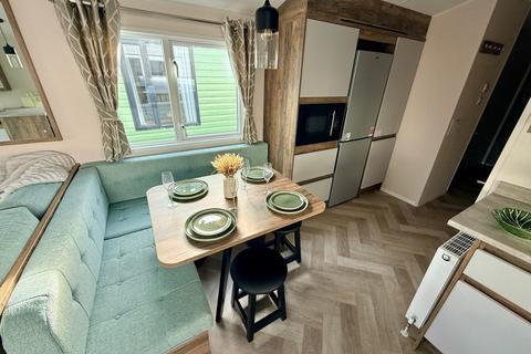 3 bedroom park home for sale, Ashbourne Heights Holiday Park