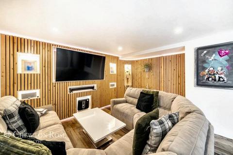 undefined, Beehive Road, BRACKNELL