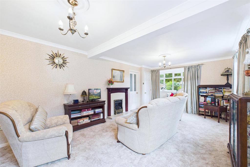 Living Room.jpg