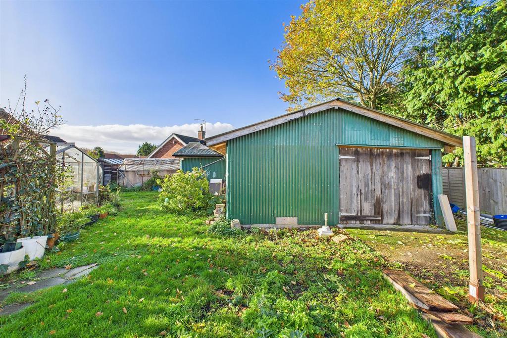 Outbuilding.jpg