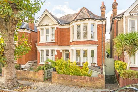 Harborough Road, London SW16