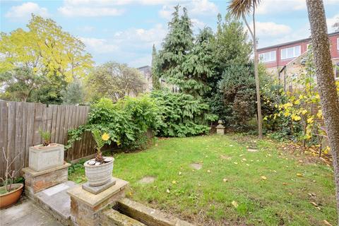 2 bedroom apartment for sale, Cavendish Road, London SW12