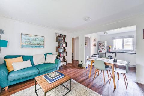2 bedroom flat for sale, Farrow Lane, New Cross, London, SE14